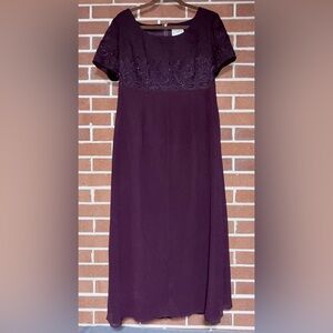 Sylvia Ann Elegant Purple Evening Gown Womens Sz 12